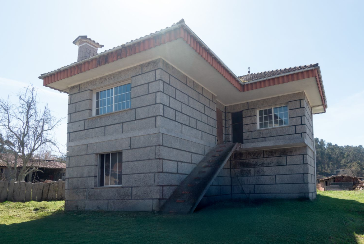 Chalet en Venta en Salceda De Caselas