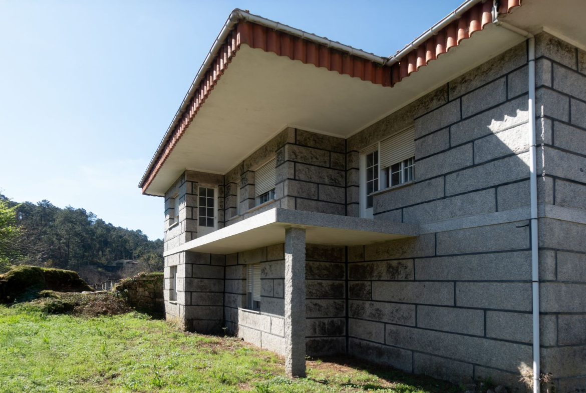 Chalet en Venta en Salceda De Caselas