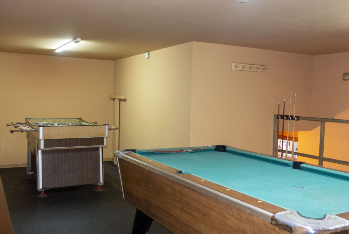 Local Comercial en Venta en Mos