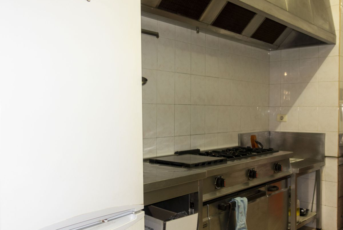 Local Comercial en Venta en Mos
