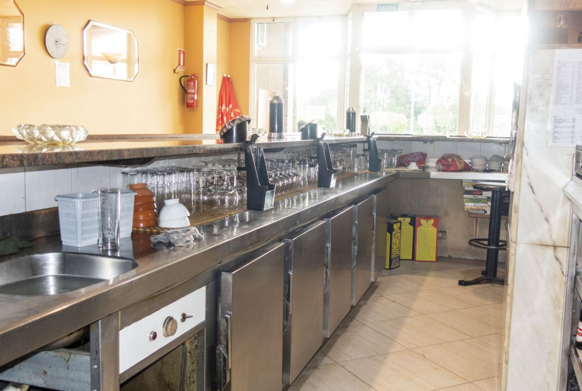 Local Comercial en Venta en Mos
