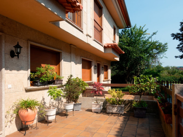Chalet en Venta en Salceda De Caselas