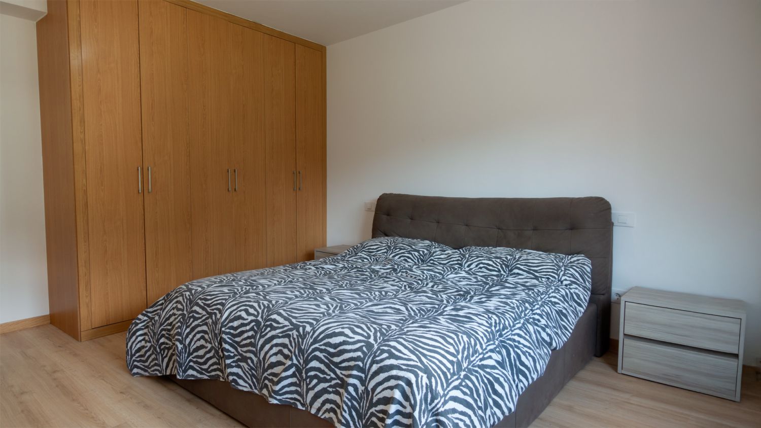 57641433_3 Piso en Venta en Salceda De Caselas