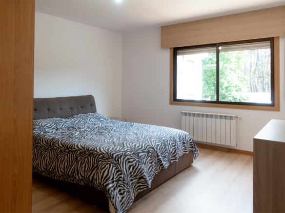 Piso en Venta en Salceda De Caselas