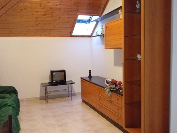 Casa en Alquiler en Mezquita (A)
