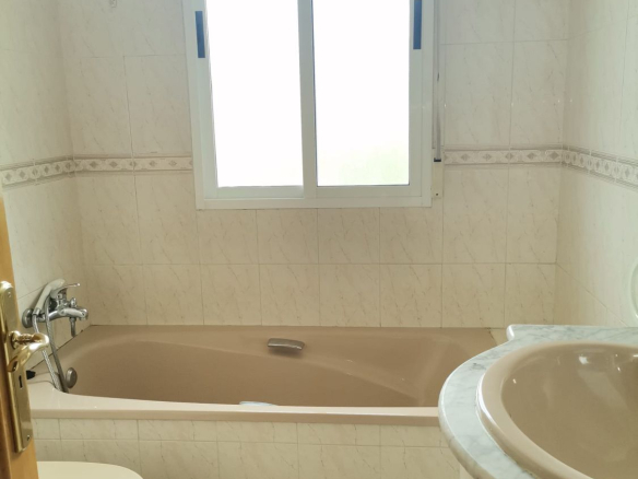 Casa en Alquiler en Mezquita (A)