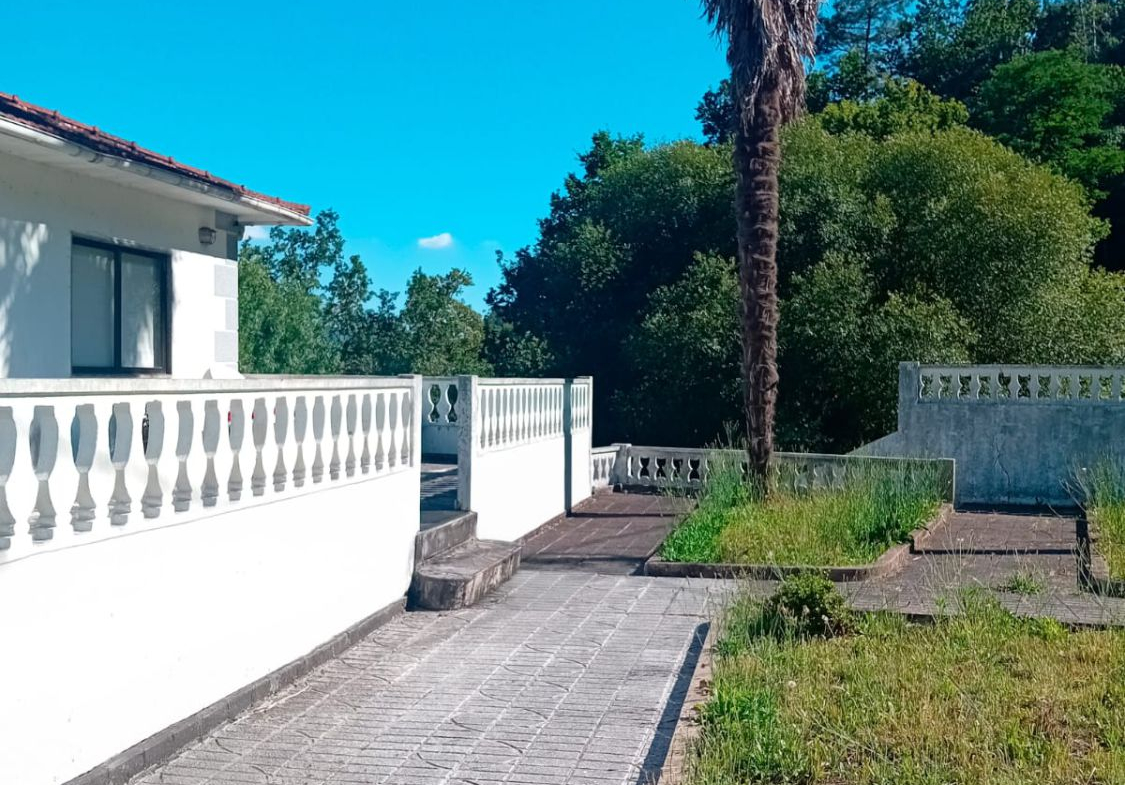 Casa en Venta en Covelo (O)