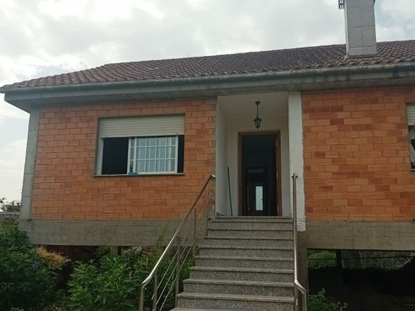 Casa en Venta en Ponteareas