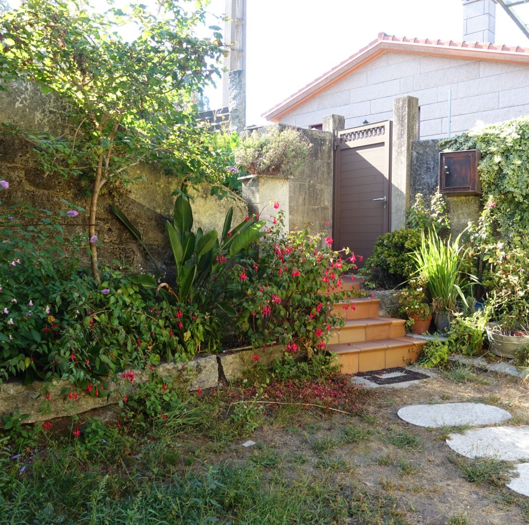 57641447_44 Casa en Venta en Ponteareas