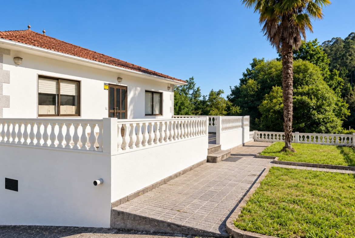 Casa en Venta en Covelo (O)