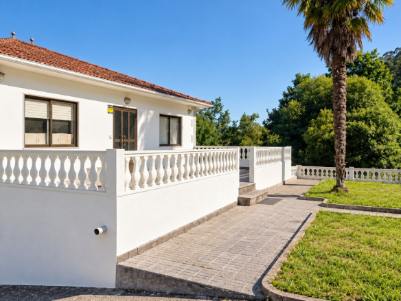 Casa en Venta en Covelo (O)