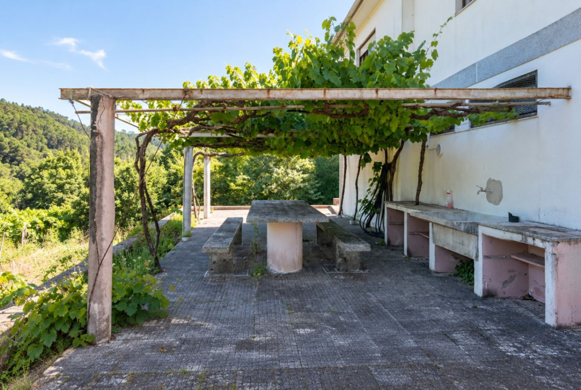 Casa en Venta en Covelo (O)