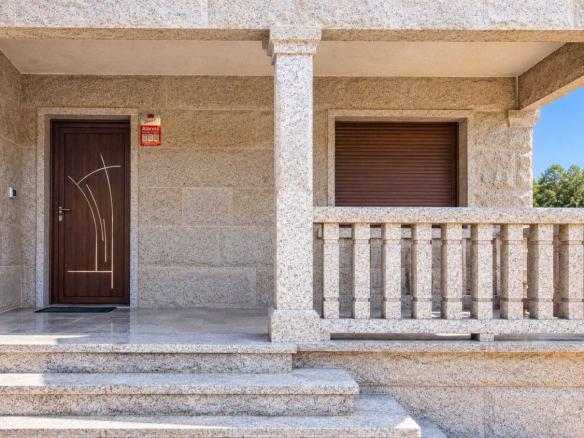 Chalet en Venta en Ponteareas